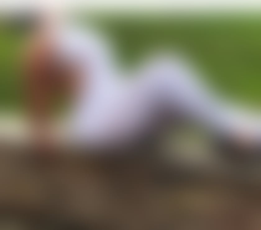 Escorts Cardiff Cardiff Gate Business Park - Cardiff - Photos for HOT ASS MILF ENGLISH BLONDE LOTS OF FUN