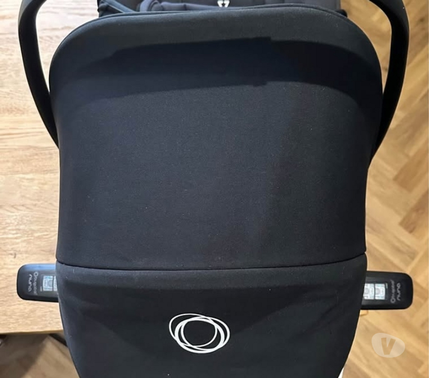 Miscellaneous Bedfordshire Bedford - Photos for Nuna Bugaboo Turtle air car seat and ISO fix