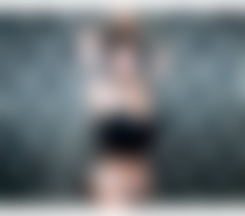 Escorts Leicestershire Leicester - Photos for Sensual Massage, Bondassage & Domination - Italian Elegance
