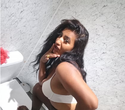Escort Walthamstow East London - Photos for Hello, my name is Aurelia and I am 33 years old. For more de