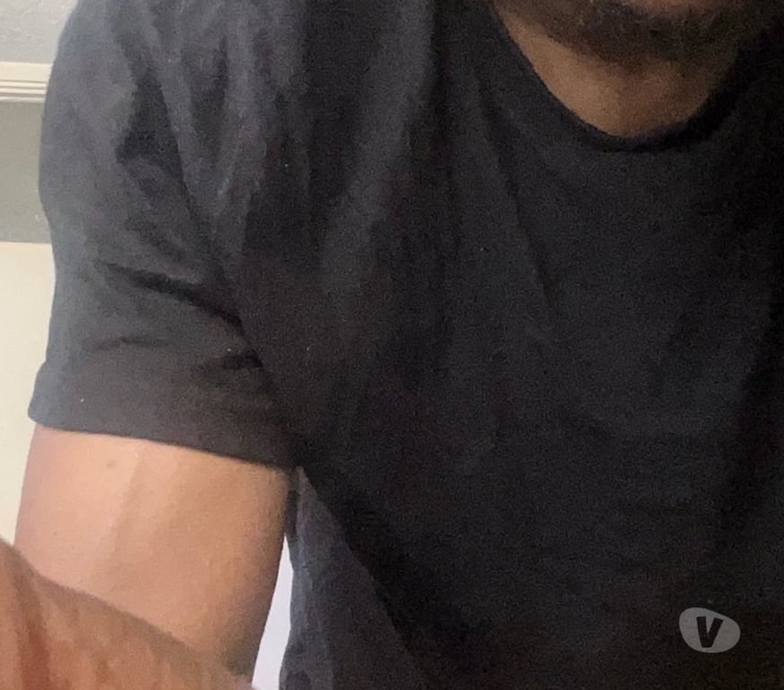 Gay massage West Midlands Birmingham - Photos for Tall Hung Good Looking And Fun. Sensual Touch or Party