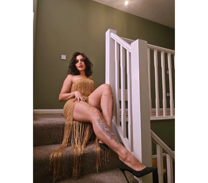 Escorts Reading Reading Town Centre - Reading - Photos for HELLEN🔞HOT GIRL💯GENUINE PHOTOS - PARTY🍾🥂