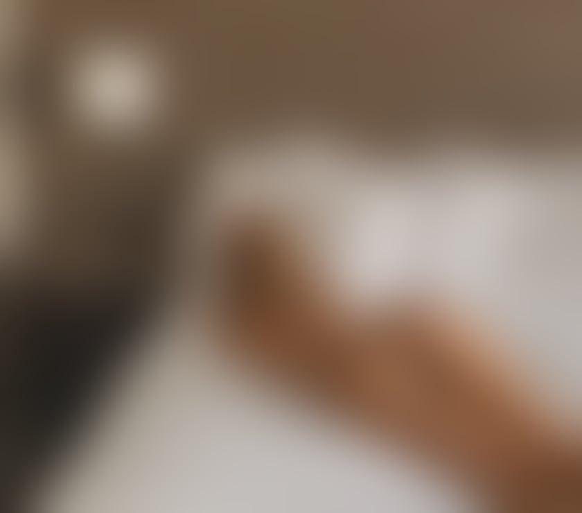 Escorts South West London Sutton - Photos for Party girl just outcall xxxx
