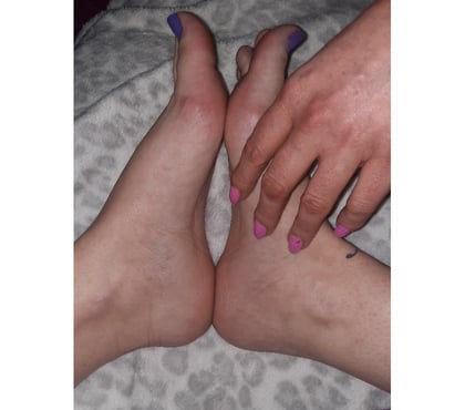 Escorts Newmillerdam Wakefield - Photos for 2 English cheeky girls