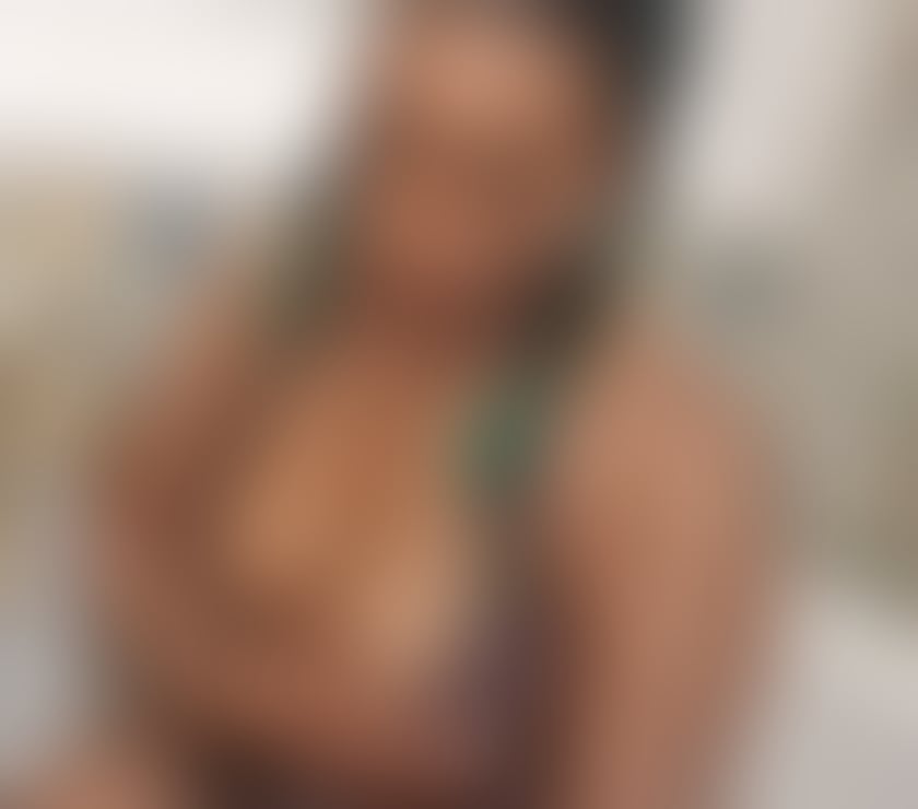 Escorts West Yorkshire Leeds - Photos for Champagne qreen coming to Leeds for 2 night tour