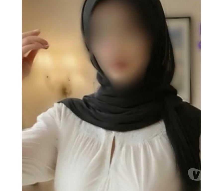 Escorts West Midlands Birmingham - Photos for Indian hijabi in Birmingham. 1 day only