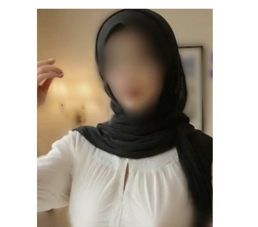 Escorts West Midlands Birmingham - Photos for Indian hijabi in Birmingham. 1 day only
