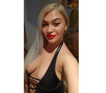 Larry only outcall full service included