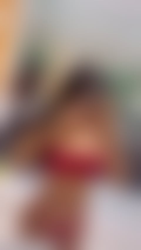 Escorts East London Canary Wharf - DLR Station - East London -