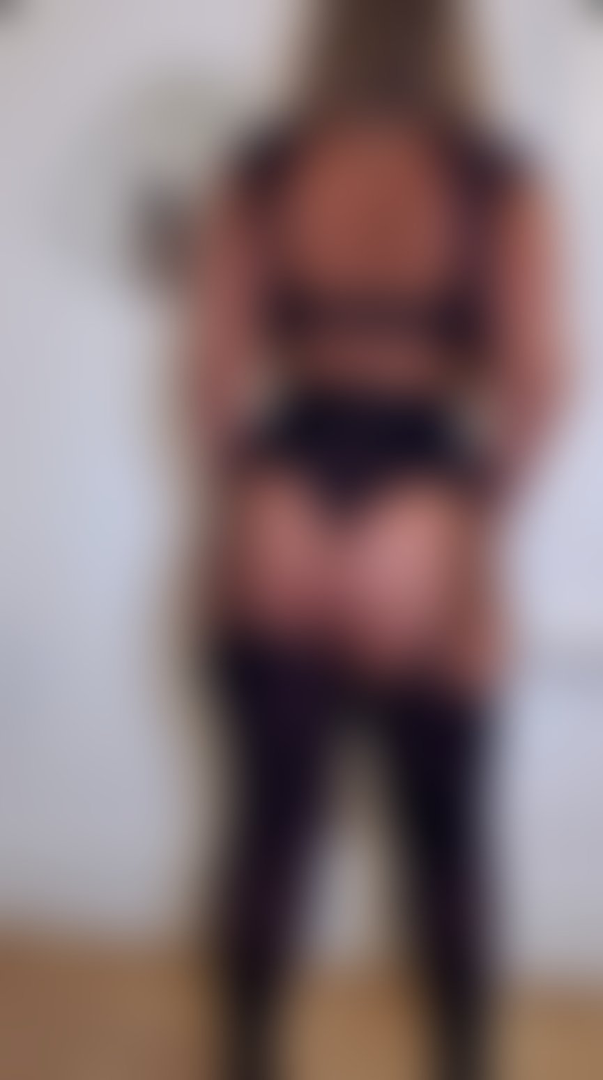 Escorts North London Wood Green Station - North London -