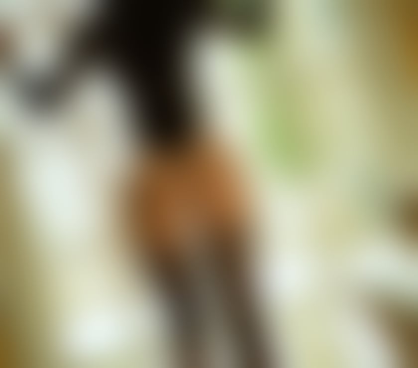 Hi im larissa new party girl in town outcall 🔥🥂