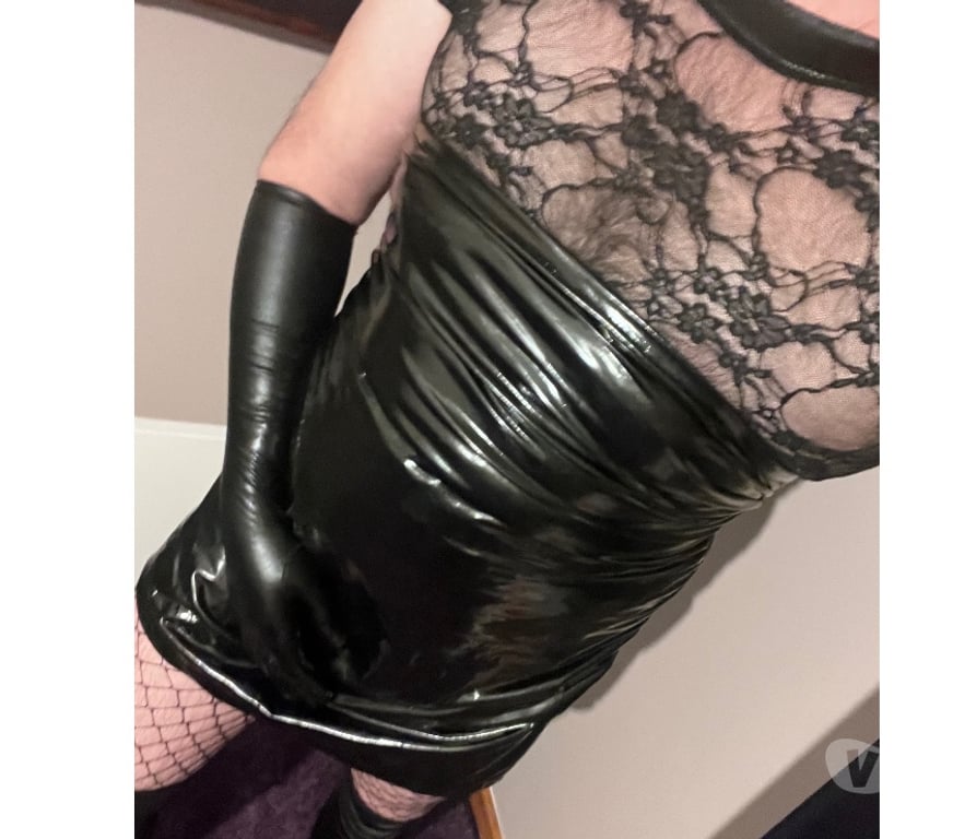 Other Services Staffordshire Stafford - Photos for Open minded kinky guy looking for discreet fun