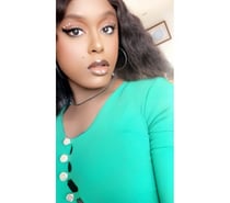 Hung trans girl with bubble butt visiting for the weekend
