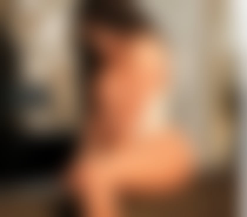 Trans Escorts Hertfordshire Watford - Photos for LAURA HOT DOMINATRIX BRASILIAN AVAILABLE NOW
