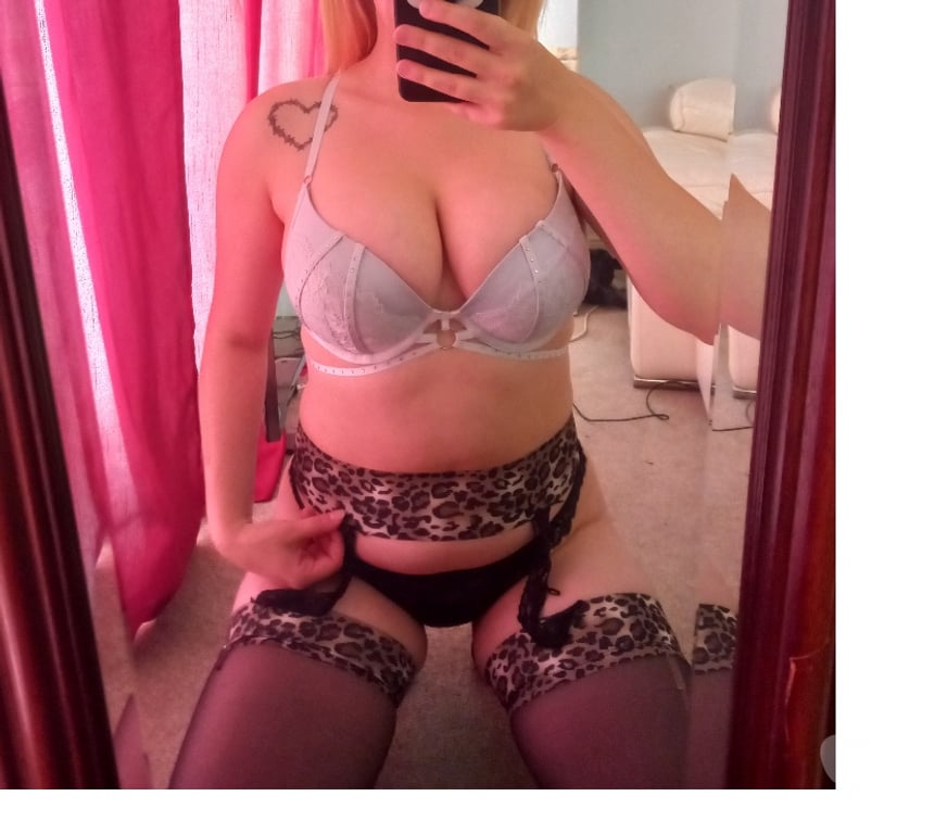Escorts West Yorkshire Leeds - Photos for 💯 BLONDE BIG TITS BEST SERVICE 💯