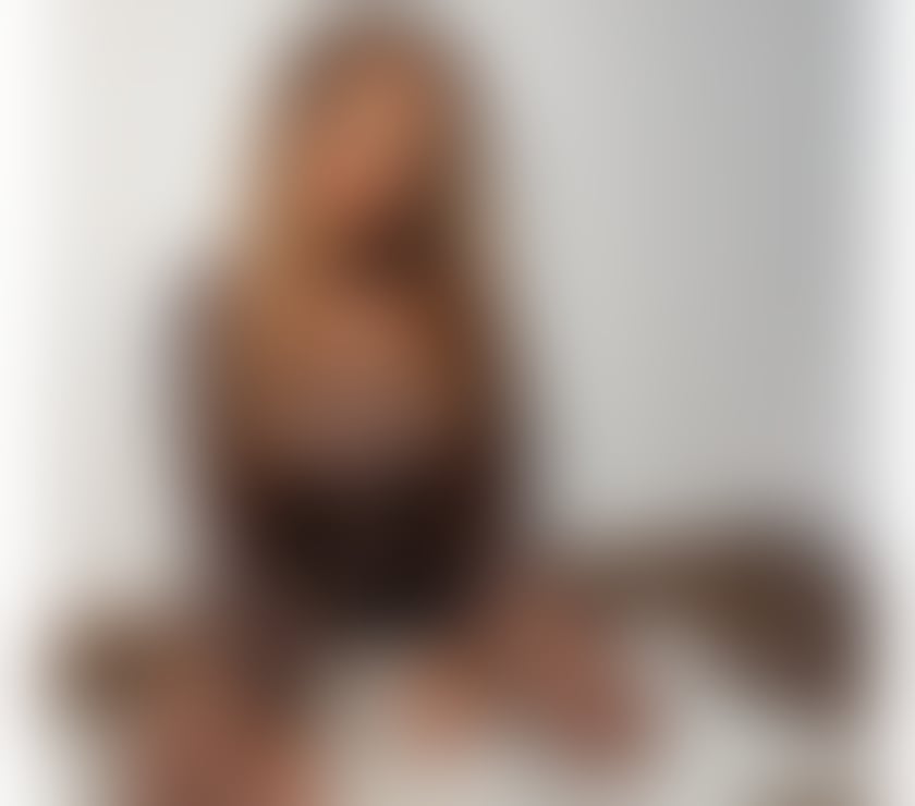 Escorts York York City Centre - York - Photos for GORGEOUS BLONDE MILF-PARTY WOMAN