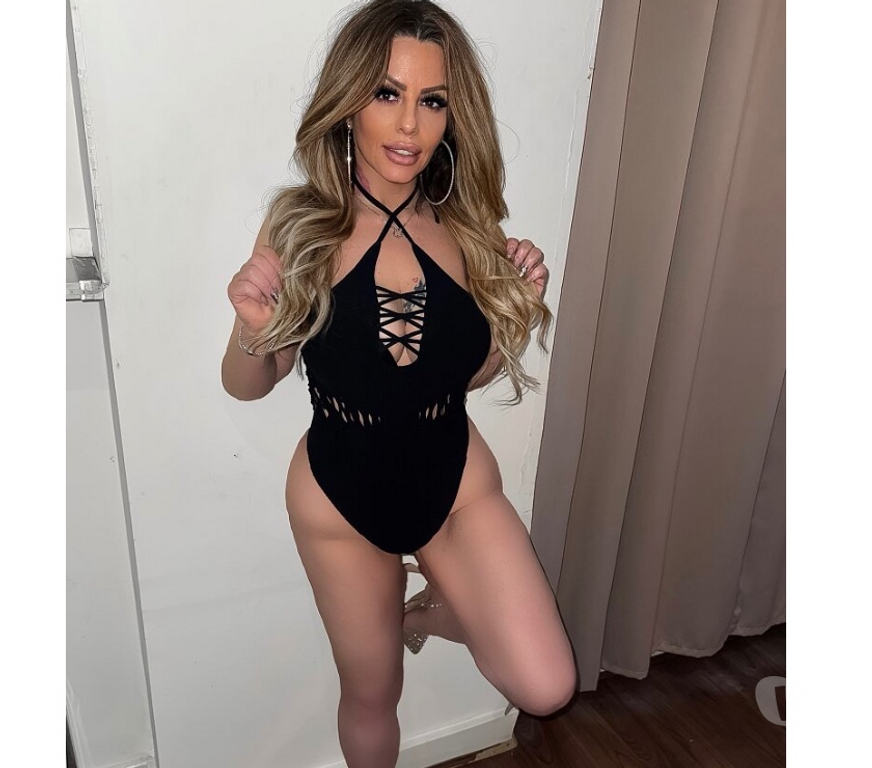 Escorts York York City Centre - York - Photos for GORGEOUS BLONDE MILF-PARTY WOMAN