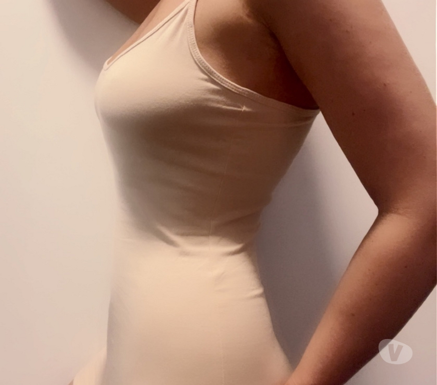 Escorts Cheshire West and Chester Ellesmere Port - Cheshire West and Chester - Photos for Slim Leggy British Brunette Escort Late Night Party Girl