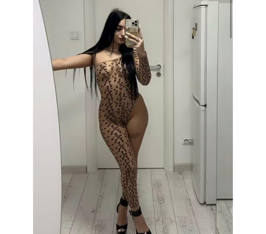 Escorts Oxfordshire South Oxfordshire - Photos for ♥️Luxury Escort♥️Only Outcall♥️New
