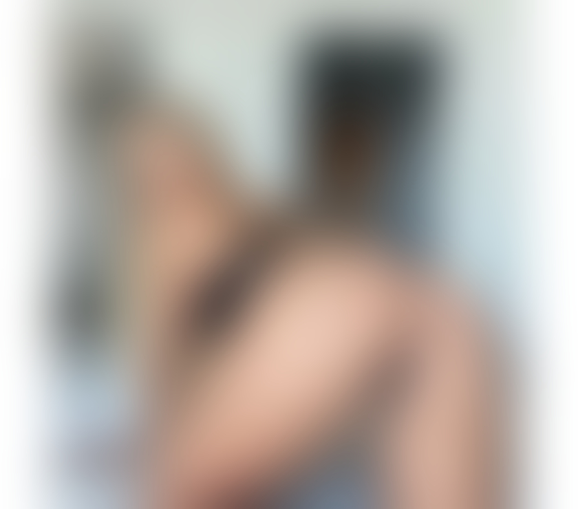 Escorts Hampshire Rushmoor - Photos for Only for few days xx party night