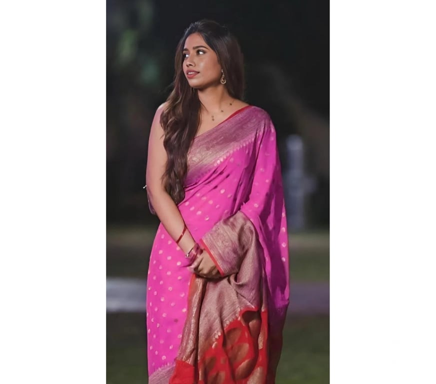 Escorts East London Bethnal Green - East London - Photos for Desi Touch Indian inspired tantric trained in India