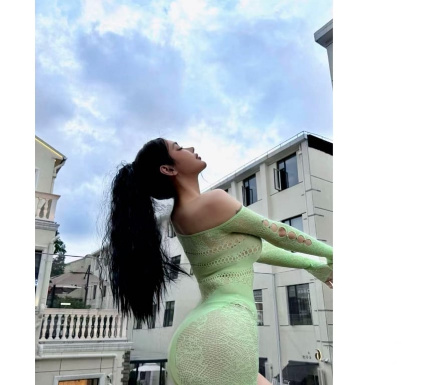 Escorts West Midlands Wolverhampton - Photos for HOT Chinese girl