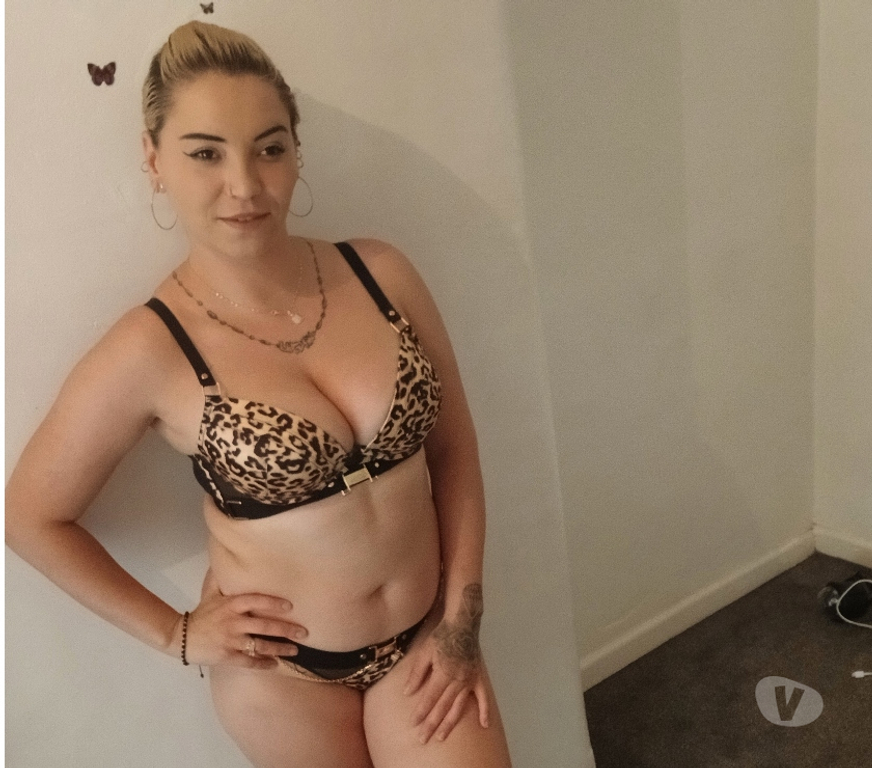 Escorts Norfolk Norwich - Photos for Hi guys i'm abby new in town