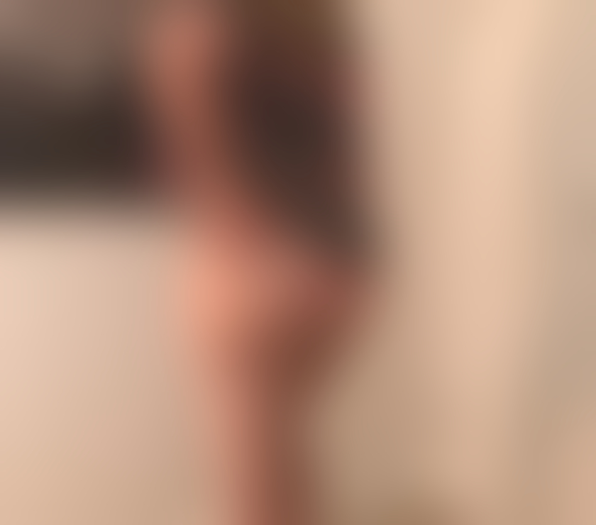 Escorts Bedfordshire Luton - Photos for ELEGANT MATURE BLONDE IN YOIUR AREA