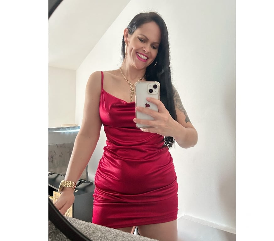 Escorts Wiltshire Swindon - Photos for HOLLYWOOD STAR- ⭐
