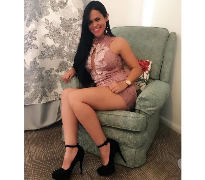 Escorts Wiltshire Swindon - Photos for HOLLYWOOD STAR- ⭐