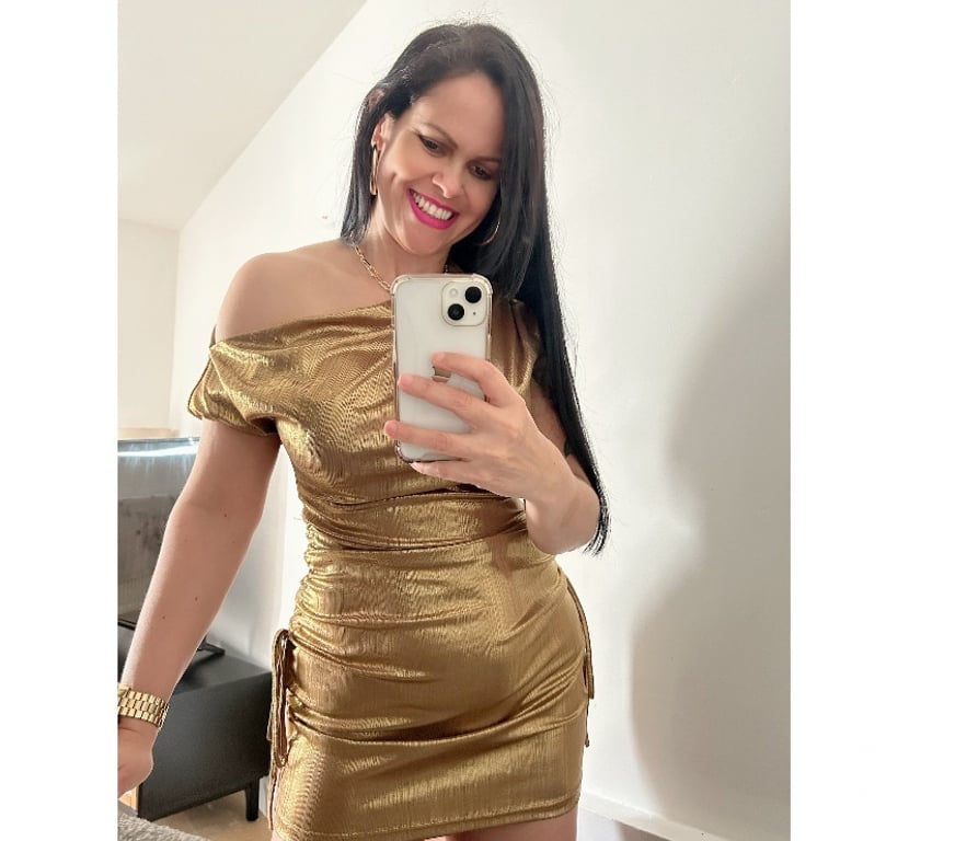 Escorts Wiltshire Swindon - Photos for HOLLYWOOD STAR- ⭐