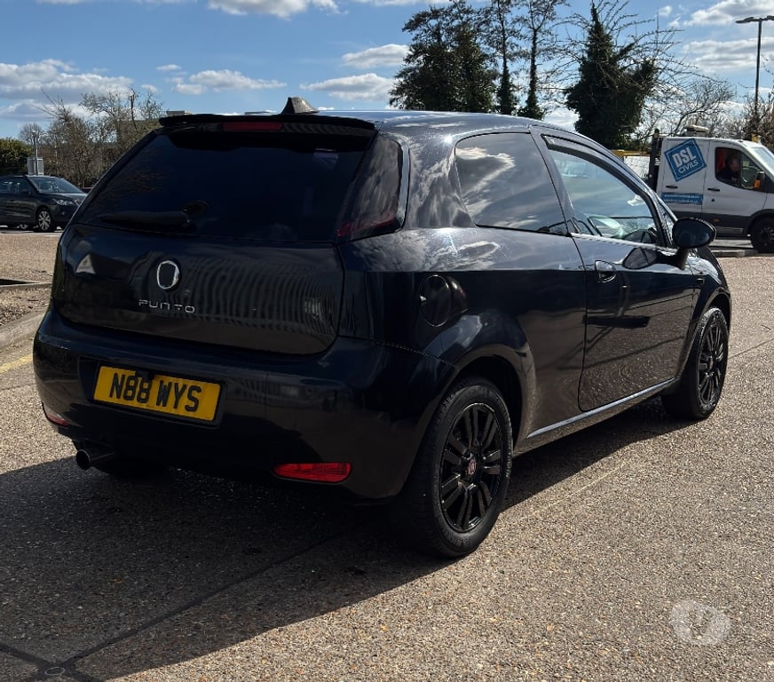 used cars for sale North London Bounds Green - North London - Photos for 2014 FIAT PUNTO EASY 1.2 + REG + MOT + ADD ONS! ULEZ