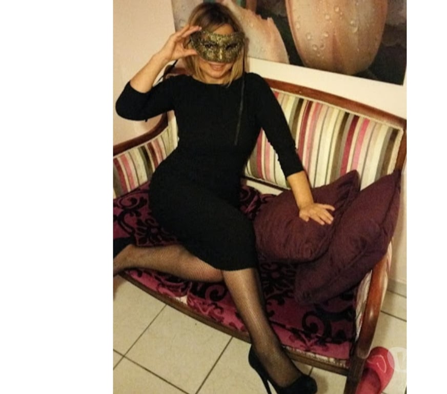 Escorts Hampshire Rushmoor - Photos for SENSUAL MASSAGE
