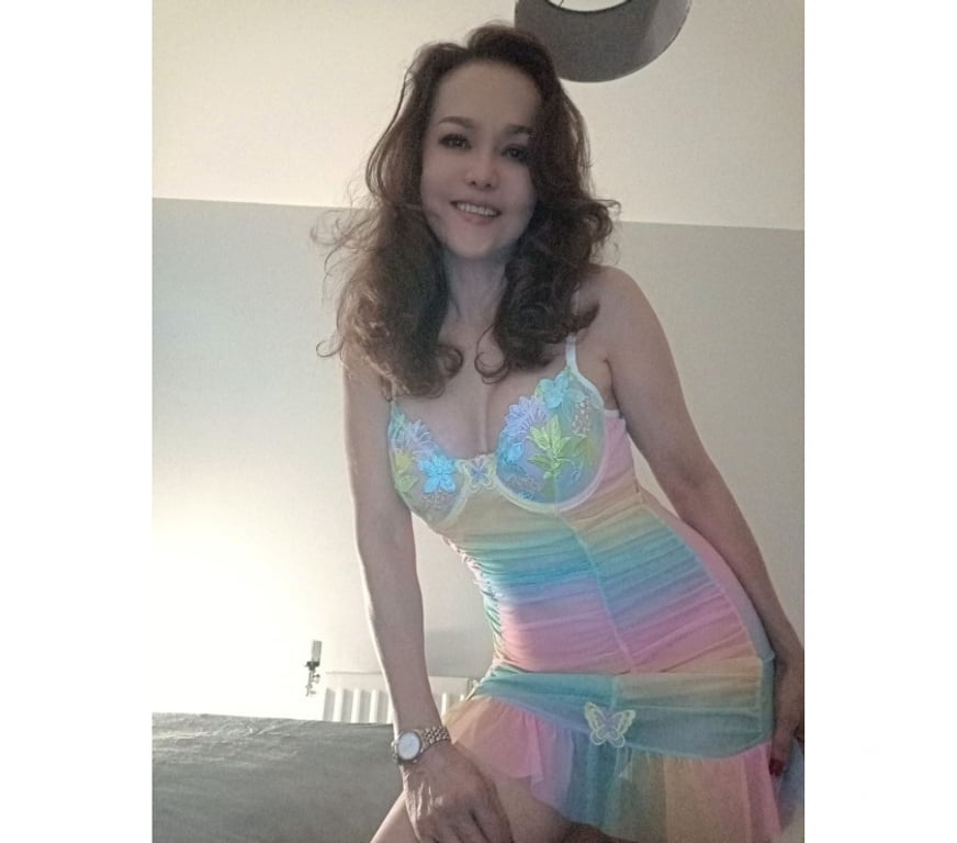 Escorts Warwickshire Warwick - Photos for ✨Sexy Busty Thai Iris IN LEAMINGTON SPA📱07958609971