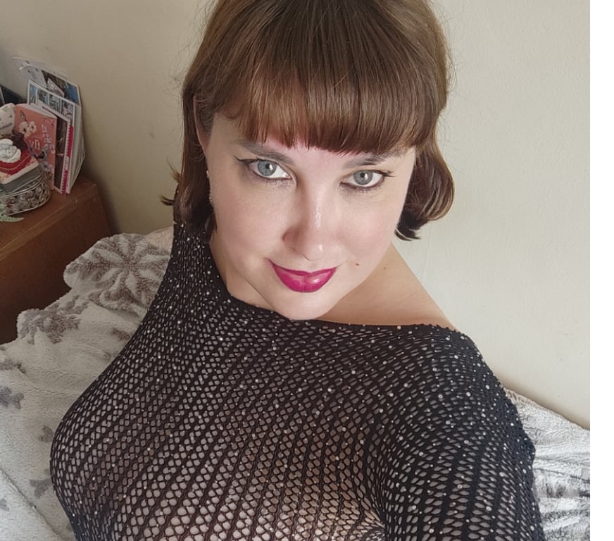 Escorts North West London Willesden Green - North West London - Photos for Charming Anne NEW FRIENDLY LADY HERE ❤️🥰