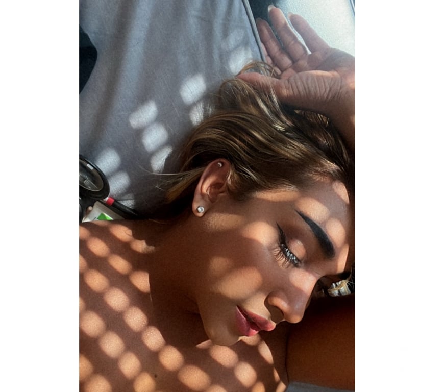 Escorts Derbyshire Derby - Photos for LADYBOY in town for good time First timer Welcome