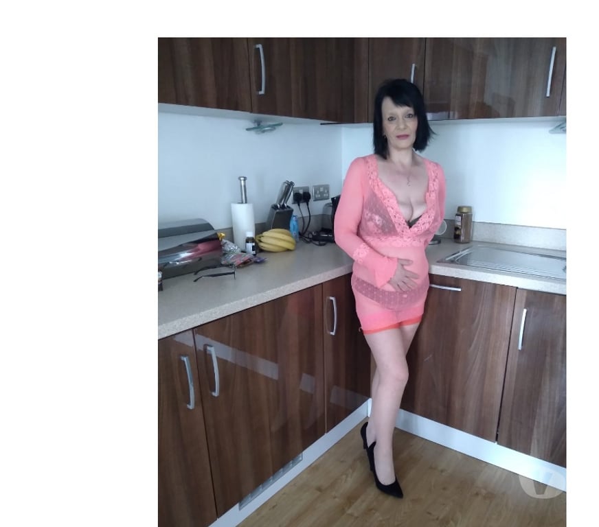 Escorts Merseyside Liverpool - Photos for Luiza- mature polish lady gfe with extras..