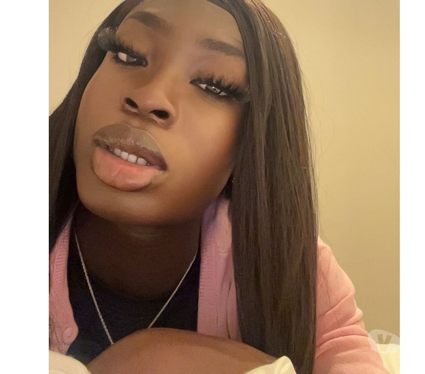 Trans Escorts South East London East Croydon (Tramlink) Station - South East London - Photos for British Blackbarbi 💅🏿East Croydon