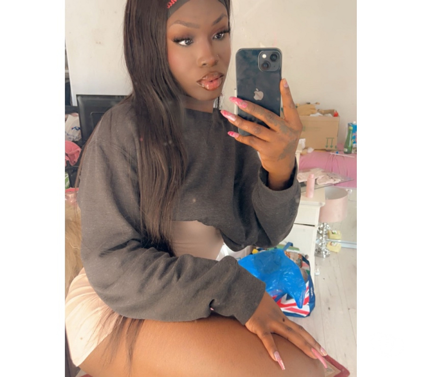 Trans Escorts South East London East Croydon (Tramlink) Station - South East London - Photos for British Blackbarbi 💅🏿East Croydon