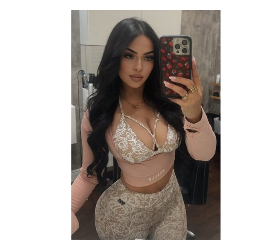 Escorts Essex Thurrock - Essex - Photos for Peru escort😘best exclusive 🔞