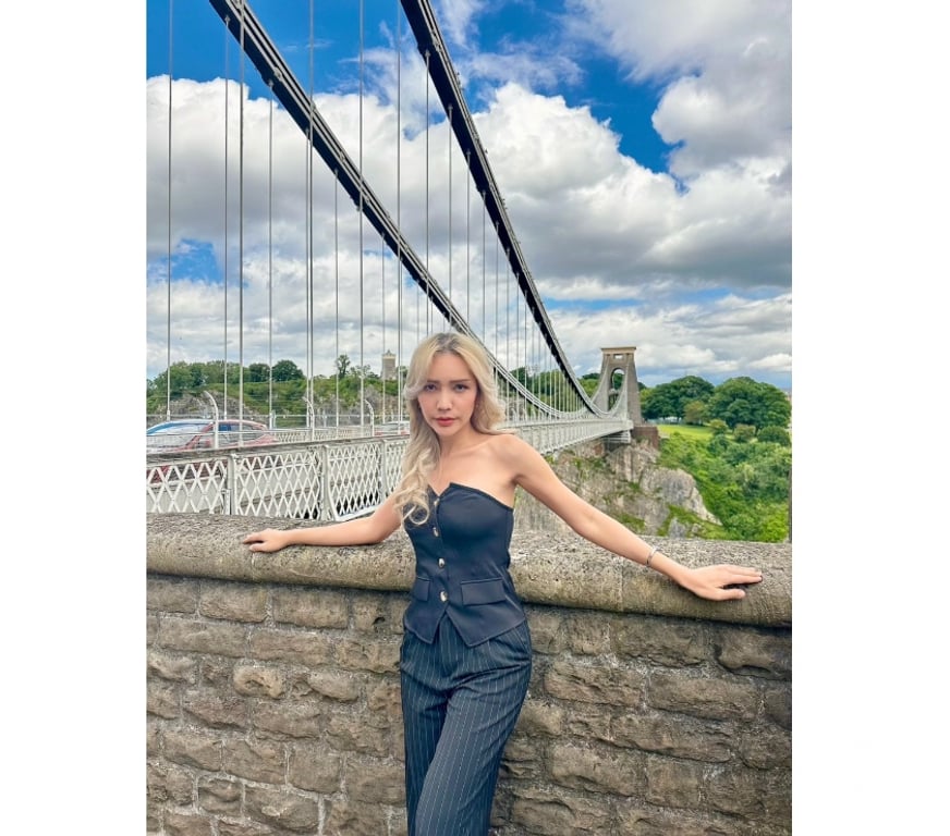Escorts Greater Manchester Salford - Photos for Ella real 💯 Half Thai-Japanese likes blonde hair.