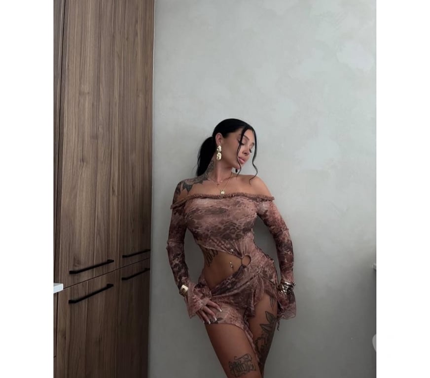 Escorts West Sussex Crawley - Photos for Hello x New and Hot Renata Brazil Here
