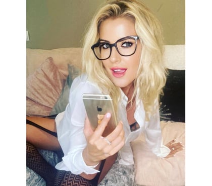 Escorts and Massages Chelsea South West London - Photos for Marie la belle blonde Française