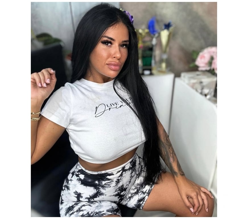 Escorts Gloucestershire Gloucester - Photos for Busty Kelly ❤️ First time in your town 🎀 Genuine 💯