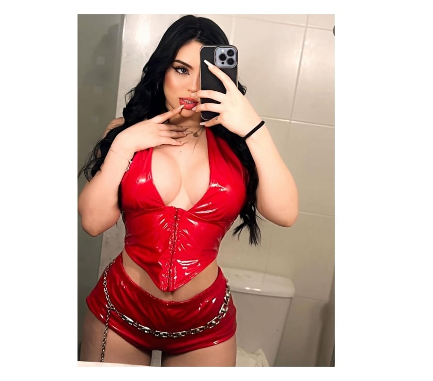 Escorts Derbyshire Derby - Photos for ♥️Stunning Brunette 🇧🇷🍒🥳Girl New in Derby