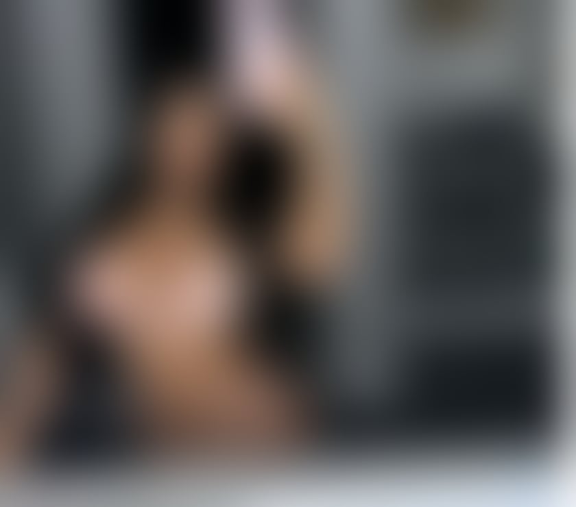 Escorts West Sussex Crawley - Photos for 🤎🥳HOT YOLANDA LATINA PARTY GIRL💦🍆