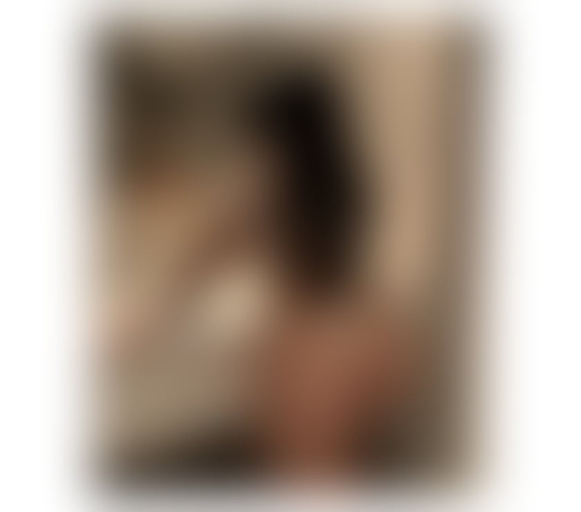 Escorts South East London Plumstead - South East London - Photos for Latina heat 🥵 Roxana party Girl 🌹