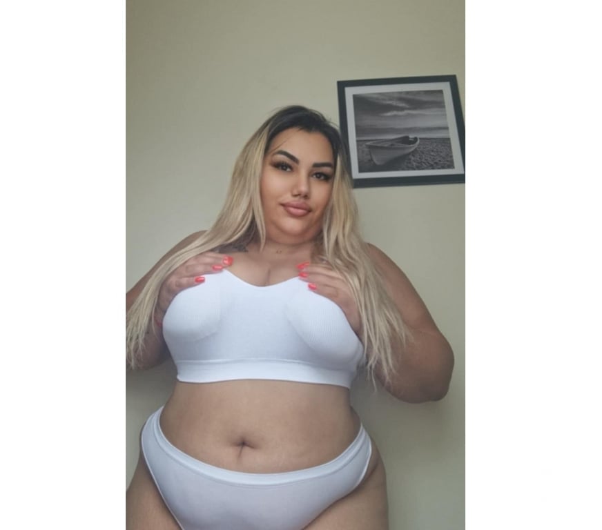 Escorts North London Edmonton - North London - Photos for Chubby ajlin new girl in edmonton x