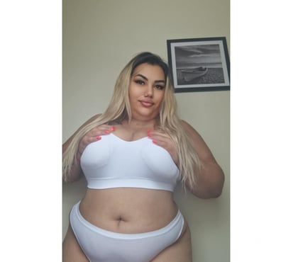 Escorts Edmonton North London - Photos for Chubby ajlin new girl in edmonton x