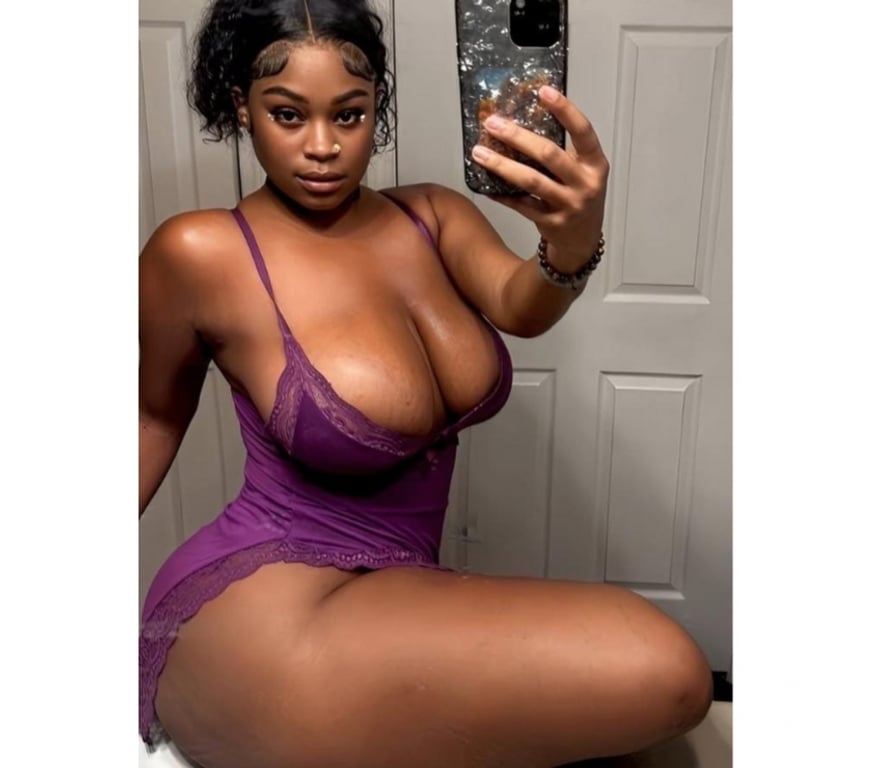 Escorts Kent Maidstone - Photos for HOT MIRELA 🔥✨ NEW IN TOWN 🫶🏻 PARTY GIRL 🥳